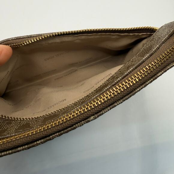 Michael Kors Brown Logo Small Leather Wristlet Shoulder Bag - Picture 5 of 9